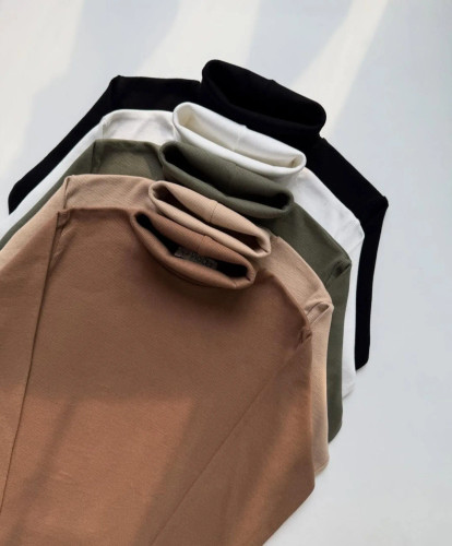 یقه اسکی بیسیک در رنگبندی فری سایز تا ۴۴ـ۴۶