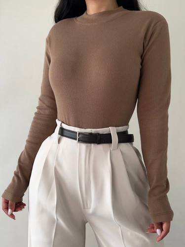 بلوز یقه ایستاده بیسیک قهوه ای